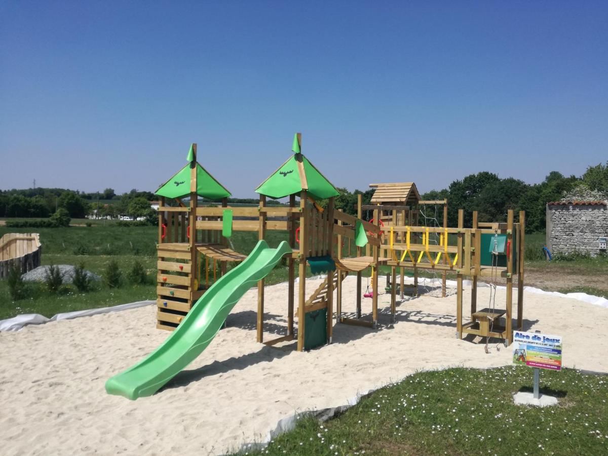 Domaine De La Laigne - Spa Asnières-la-Giraud المظهر الخارجي الصورة